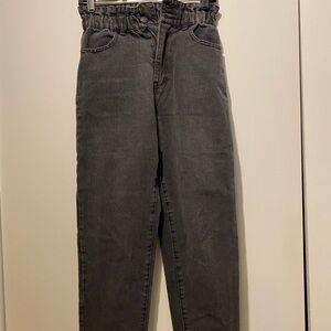 Woman’s Black Jeans